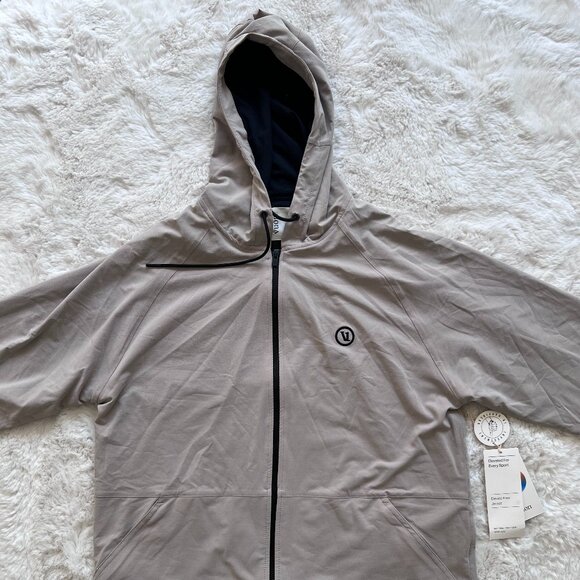 Vuori Men's Elevate Kore Jacket in Toast Size L NWT